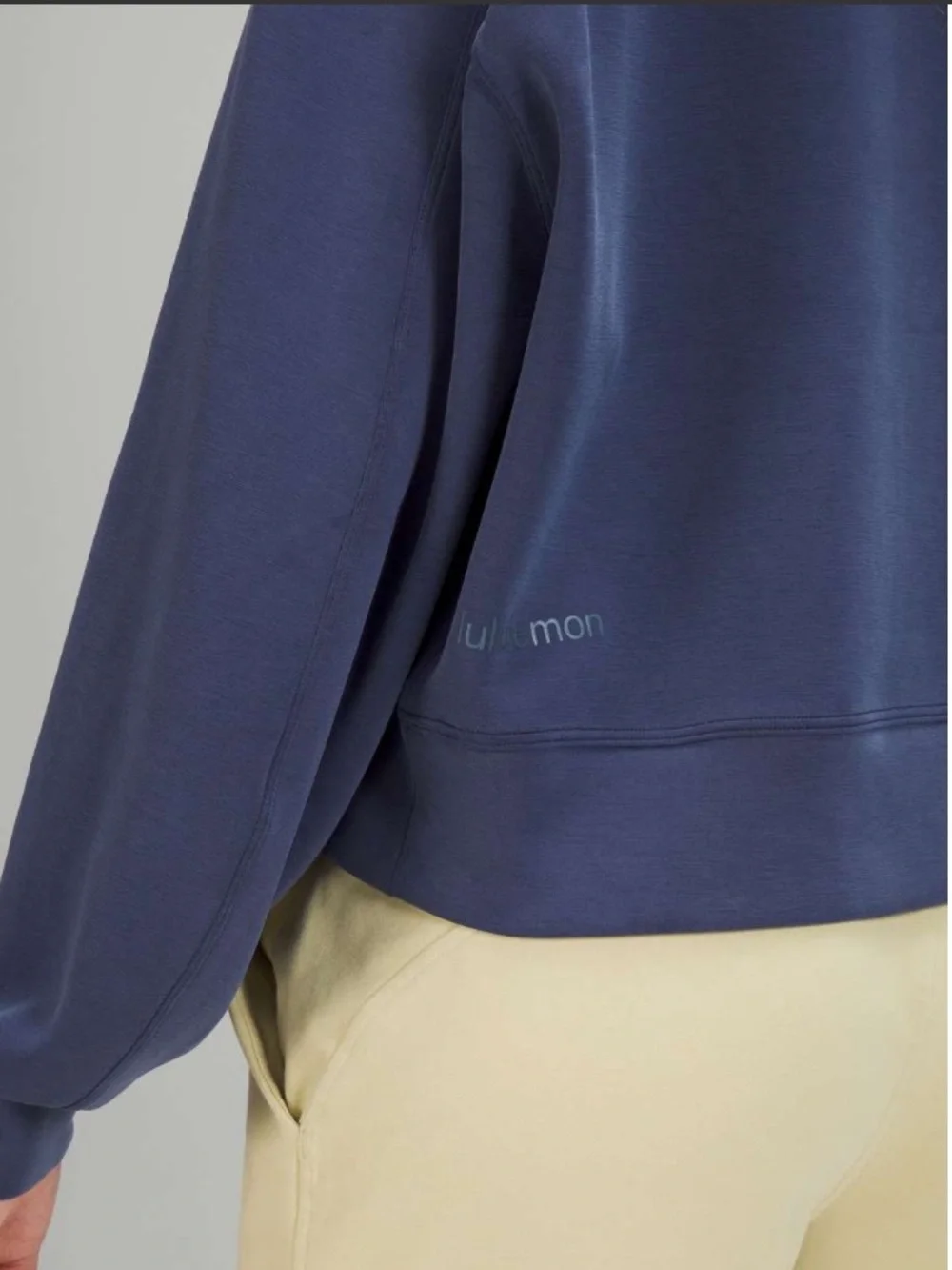 NWT Lulu Softstreme Crew